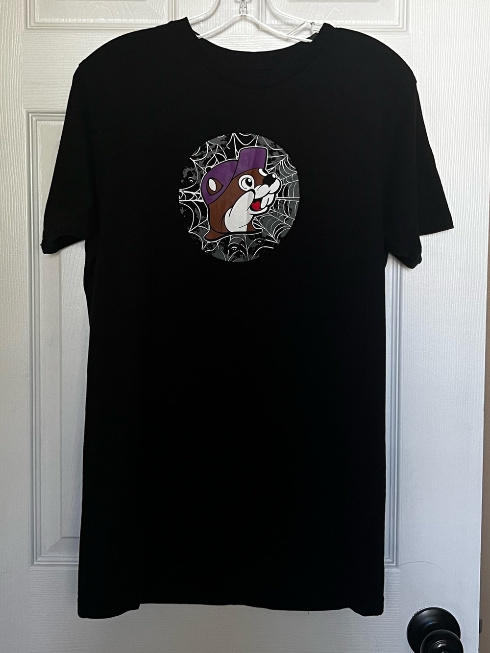 Buc-ee's 2025 Halloween Glow in the Dark T-Shirt - Size Medium-Used